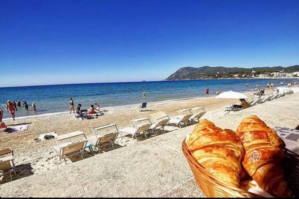 T2 Avec Clim Et Terrasse Vue Mer, Les Sablettes La Seyne-sur-Mer Buitenkant foto